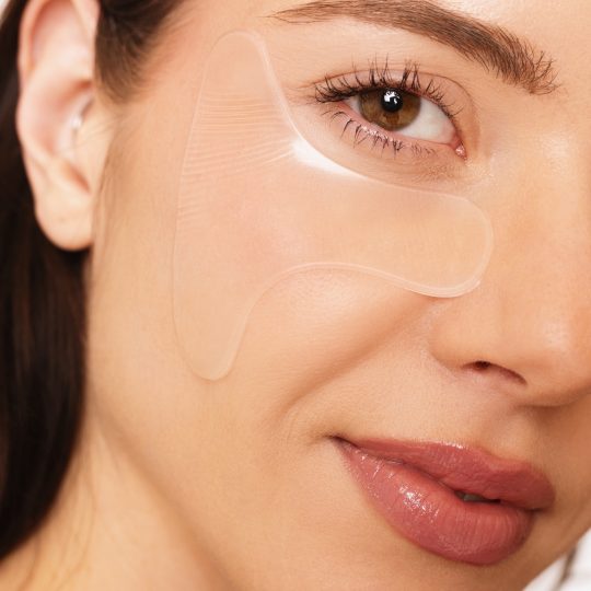 Silikonski T-flasteri protiv bora oko očiju